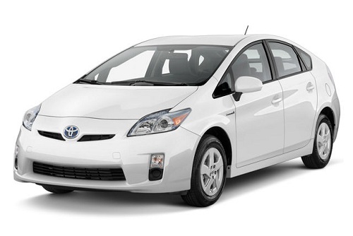 2011_toyota_prius_angularfront